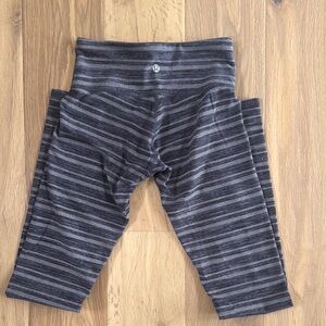 Lululemon Gray Striped Full-Length Leggings – 29.5” Inseam – Size 4